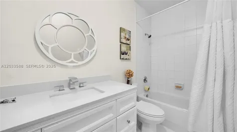 16590 SW 70th Street Miami FL 33193