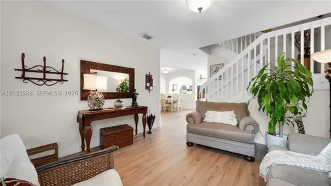 16590 SW 70th Street Miami FL 33193