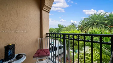 16590 SW 70th Street Miami FL 33193