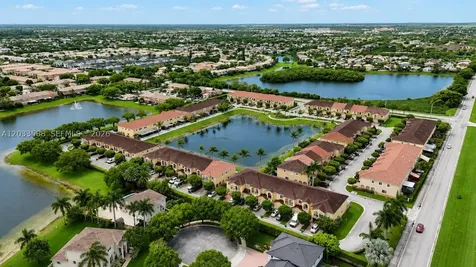 16590 SW 70th Street Miami FL 33193