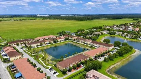 16590 SW 70th Street Miami FL 33193