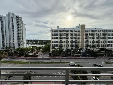 5555 Collins Avenue Miami Beach FL 33140