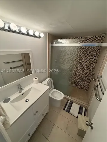 5555 Collins Avenue Miami Beach FL 33140