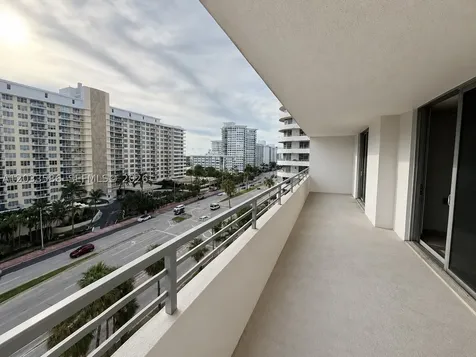 5555 Collins Avenue Miami Beach FL 33140