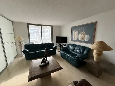5555 Collins Avenue Miami Beach FL 33140