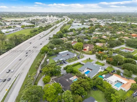 7603 SW 91st Avenue Miami FL 33173