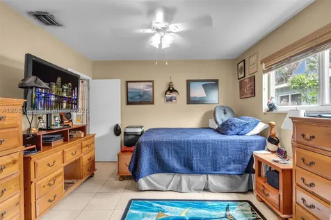 247 NW 51st Avenue Miami FL 33126