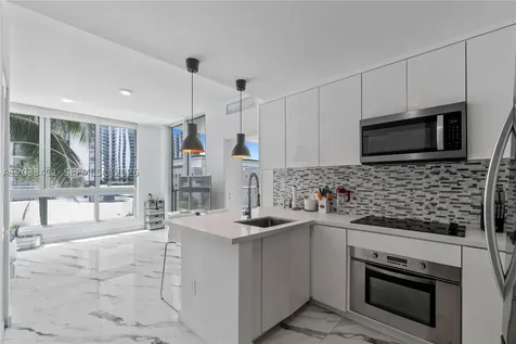 300 S Biscayne Boulevard Miami FL 33131