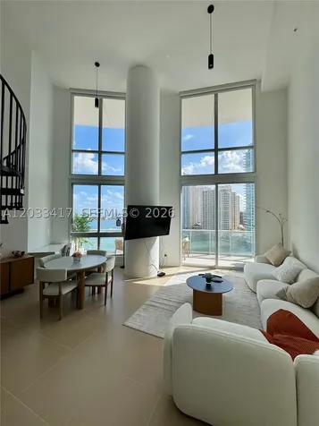 300 S Biscayne Boulevard Miami FL 33131