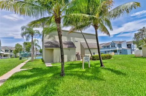 17485 NW 67th Court Hialeah FL 33015