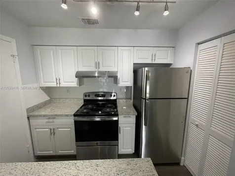 17485 NW 67th Court Hialeah FL 33015