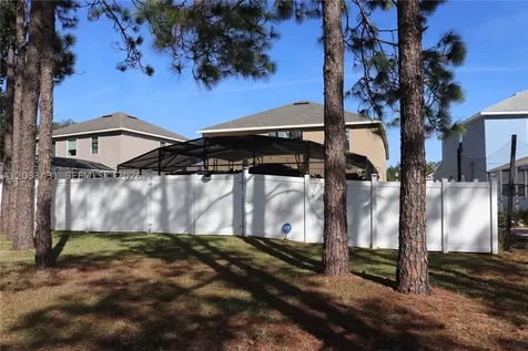 664 Oxford Drive Other City - In The State Of Florida FL 33897