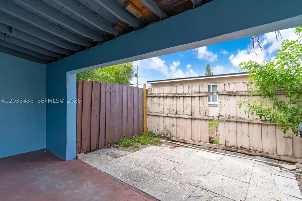 401 SW 25th Avenue Fort Lauderdale FL 33312