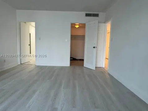 5401 Collins Avenue Miami Beach FL 33140