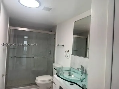 5401 Collins Avenue Miami Beach FL 33140