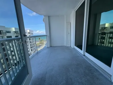 5401 Collins Avenue Miami Beach FL 33140