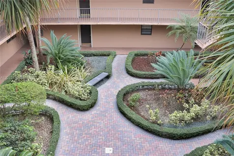 10425 SW 112th Avenue Miami FL 33176