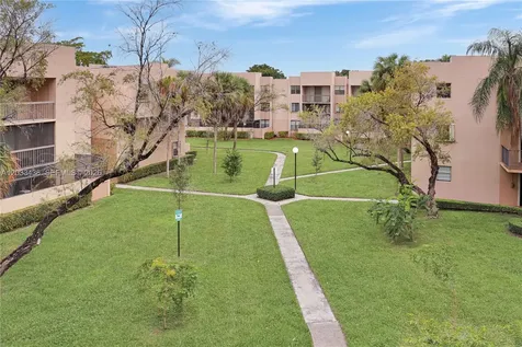 10425 SW 112th Avenue Miami FL 33176