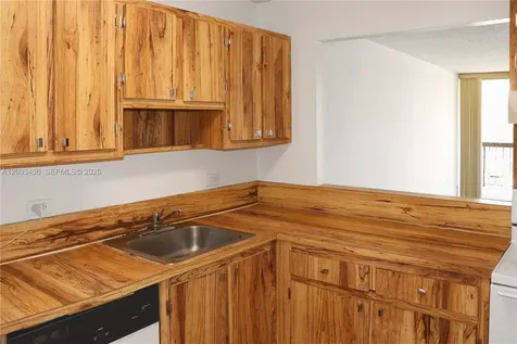 10425 SW 112th Avenue Miami FL 33176