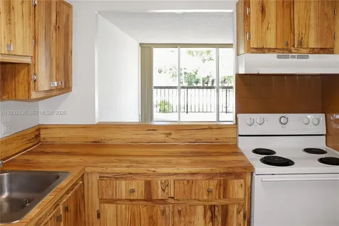10425 SW 112th Avenue Miami FL 33176