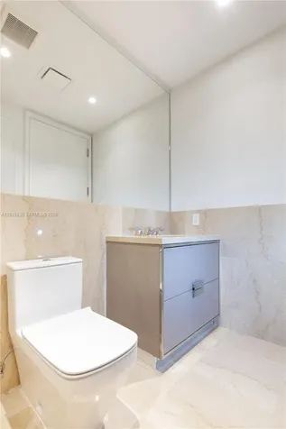 15701 Collins Avenue Sunny Isles Beach FL 33160