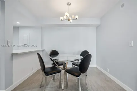 1000 Quayside Terrace Miami FL 33138
