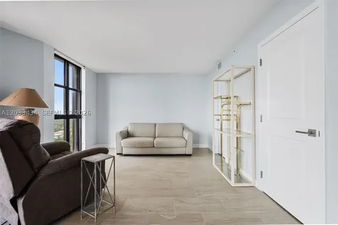 1000 Quayside Terrace Miami FL 33138