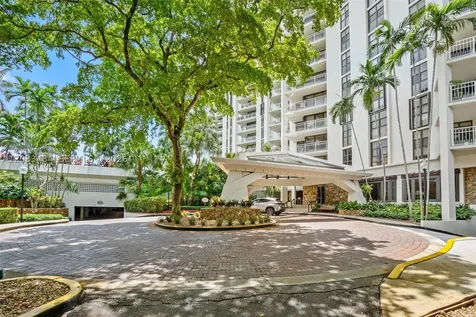 1000 Quayside Terrace Miami FL 33138