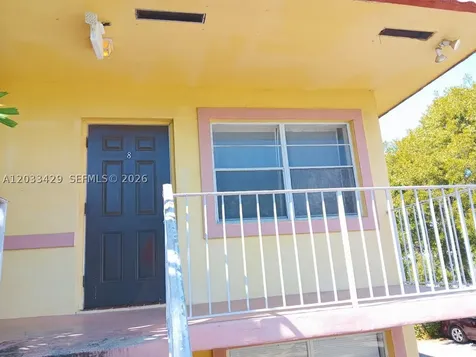 1826 Cleveland Street Hollywood FL 33020