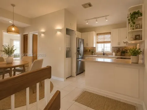 2220 W 74th Street Hialeah FL 33016