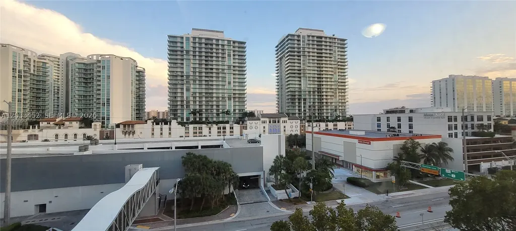 16909 N Bay Road Sunny Isles Beach FL 33160