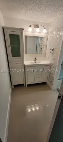 16909 N Bay Road Sunny Isles Beach FL 33160