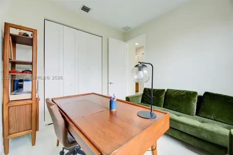 20930 NW 1st Street Pembroke Pines FL 33029