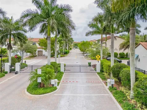 20930 NW 1st Street Pembroke Pines FL 33029