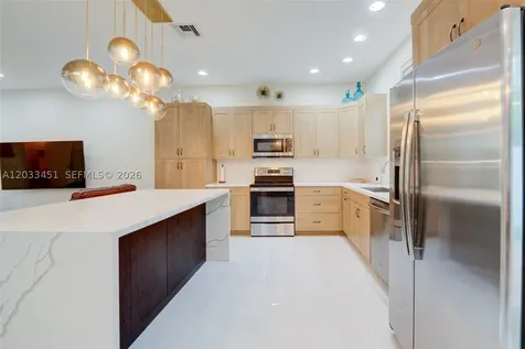 20930 NW 1st Street Pembroke Pines FL 33029