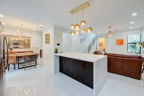 20930 NW 1st Street Pembroke Pines FL 33029