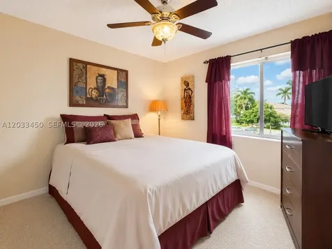 532 NW 208th Terrace Pembroke Pines FL 33029