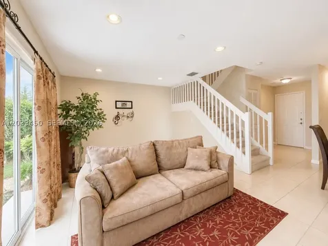 532 NW 208th Terrace Pembroke Pines FL 33029