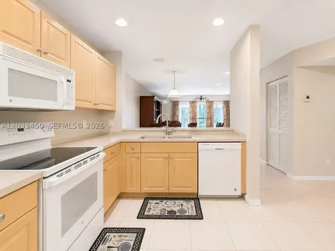 532 NW 208th Terrace Pembroke Pines FL 33029