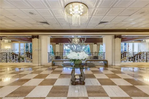 Hallandale Beach FL 33009