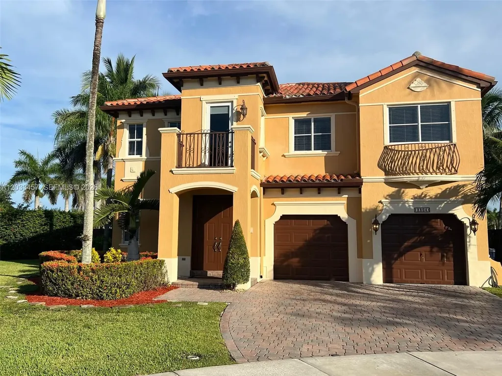 2804 SW 152nd Place Miami FL 33185