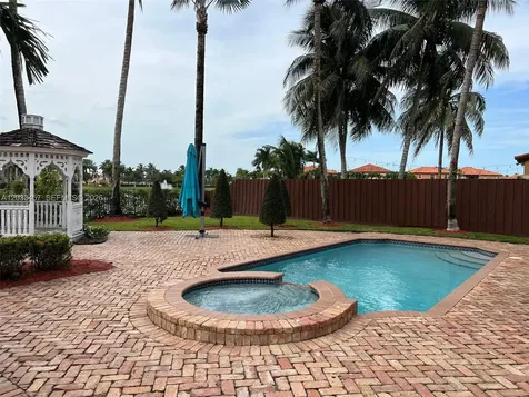 2804 SW 152nd Place Miami FL 33185