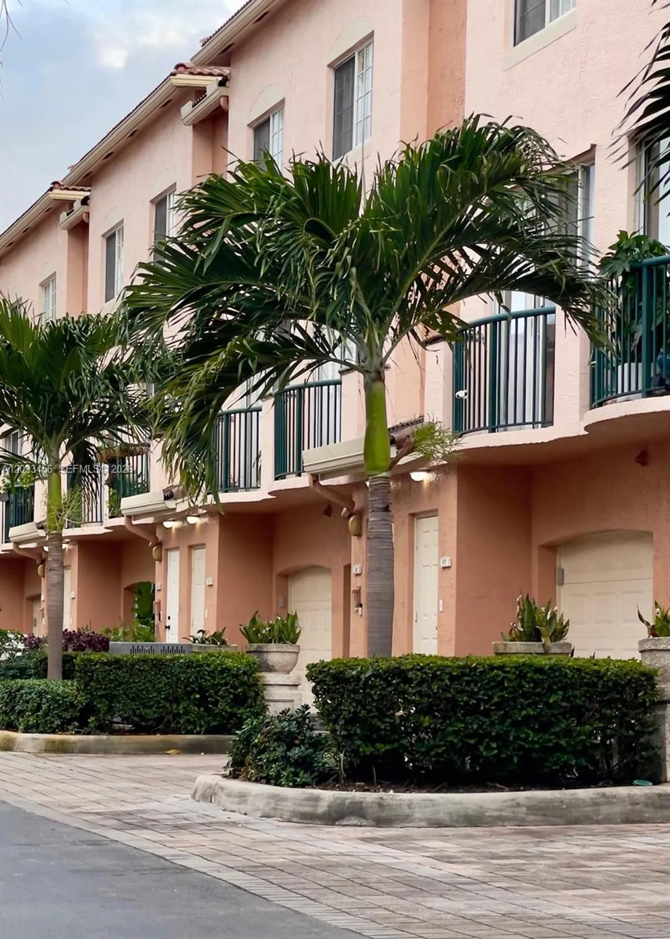 2027 SE 10th Avenue Fort Lauderdale FL 33316