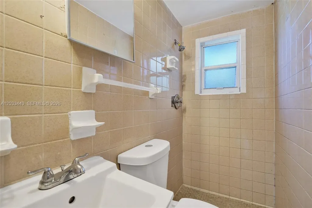 307 NW 11th Avenue Delray Beach FL 33444