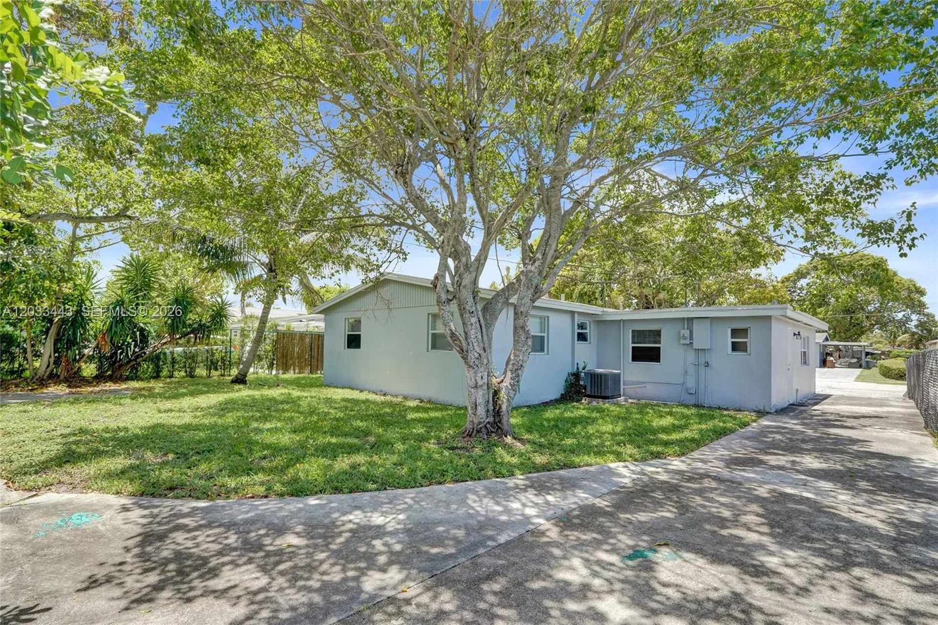 307 NW 11th Avenue Delray Beach FL 33444