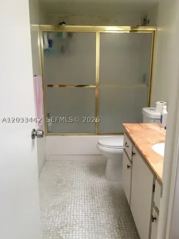 5401 Collins Avenue Miami Beach FL 33140