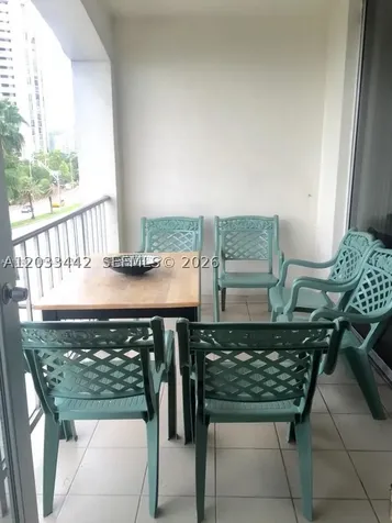 5401 Collins Avenue Miami Beach FL 33140