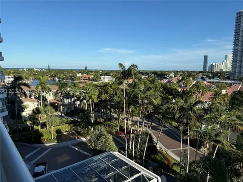 21050 Point Place Aventura FL 33180