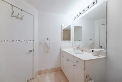 21050 Point Place Aventura FL 33180
