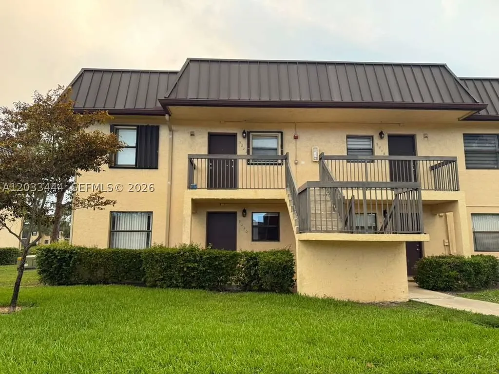 9220 NW 1st Street Pembroke Pines FL 33024